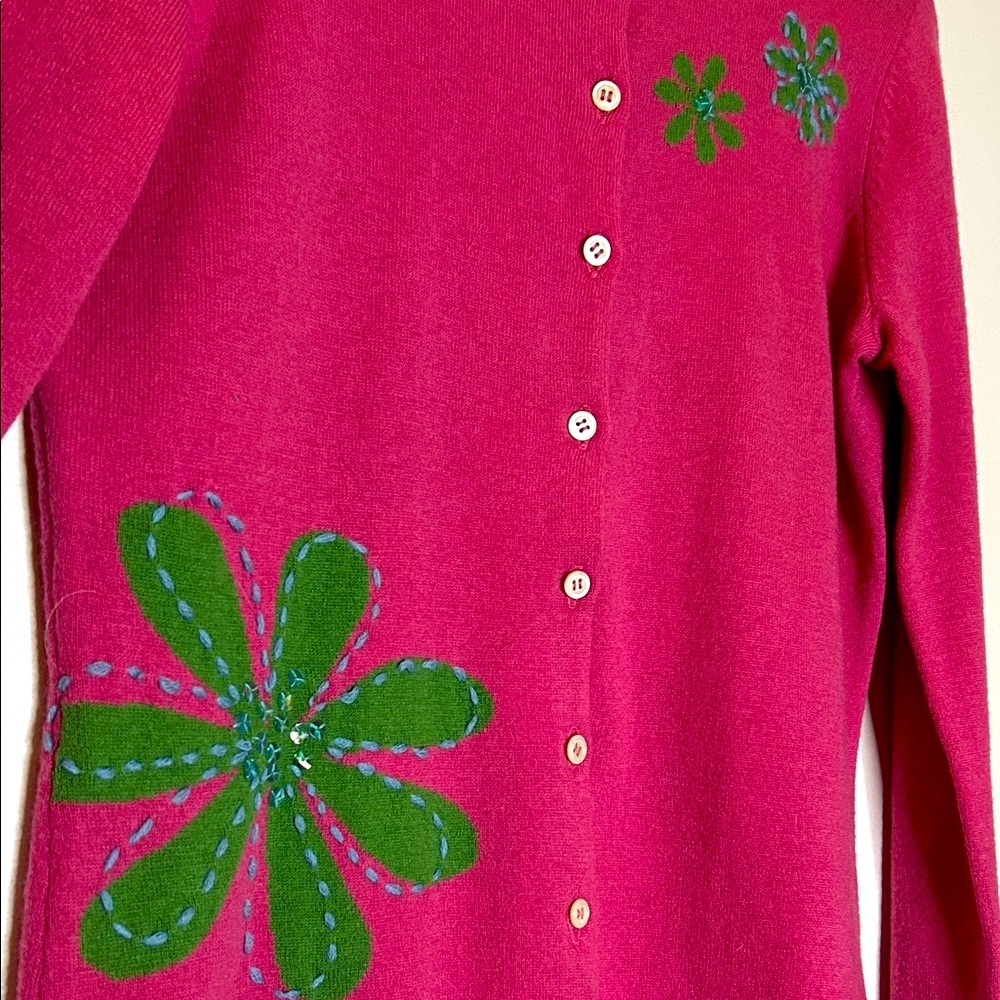 Garnet Hill Pink Cardigan with Green Appliqué Flowers, All Lambswool, SZ S - Picture 7 of 7